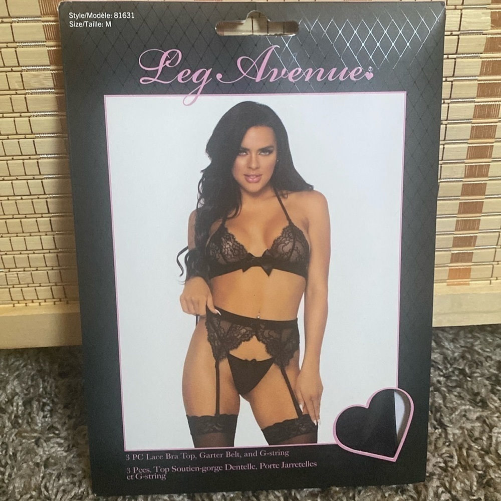 NEW Black lingerie 3 pcs size Medium